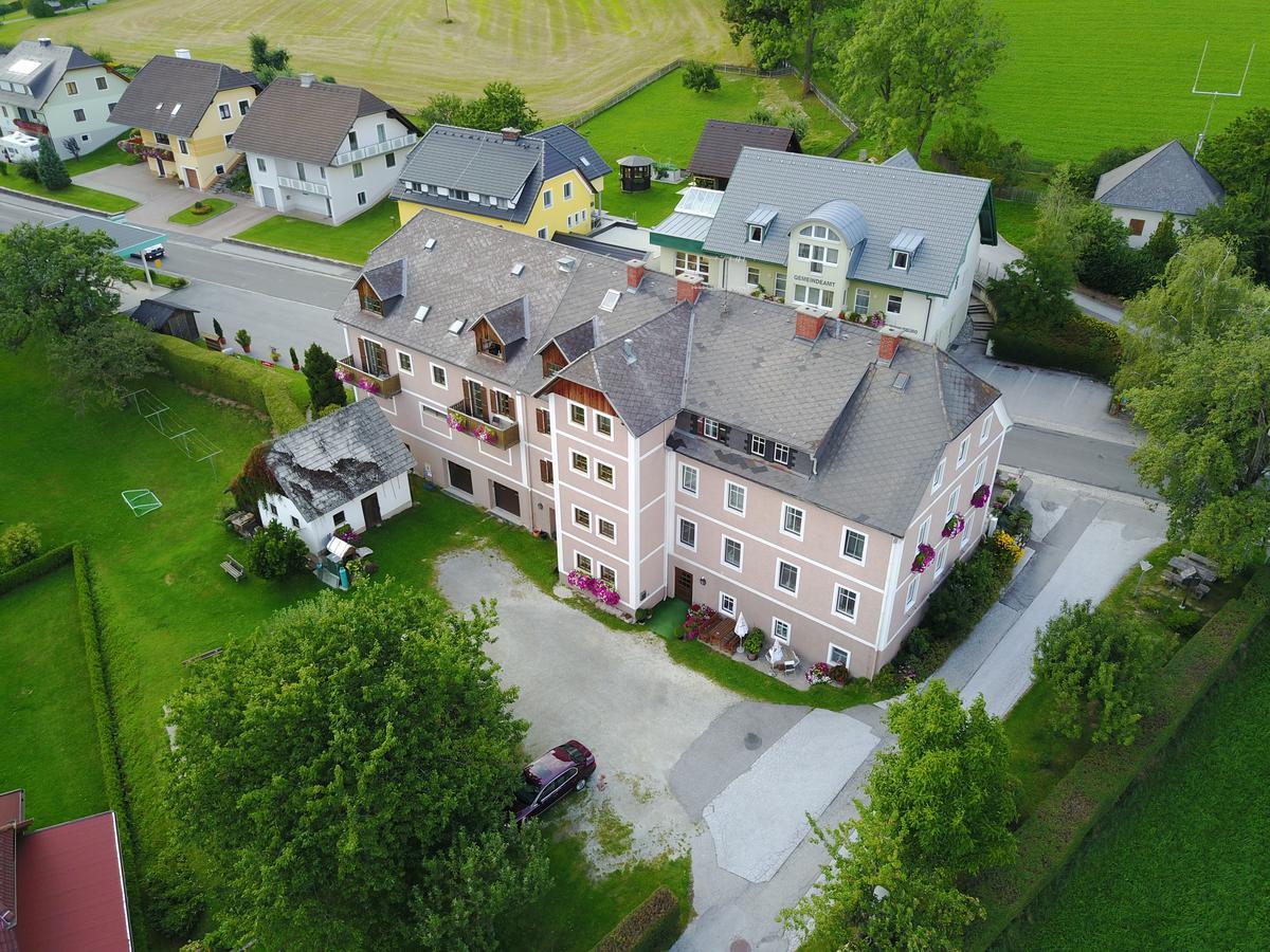 Gasthof Lueger Hotel Sankt Jakob im Walde Kültér fotó